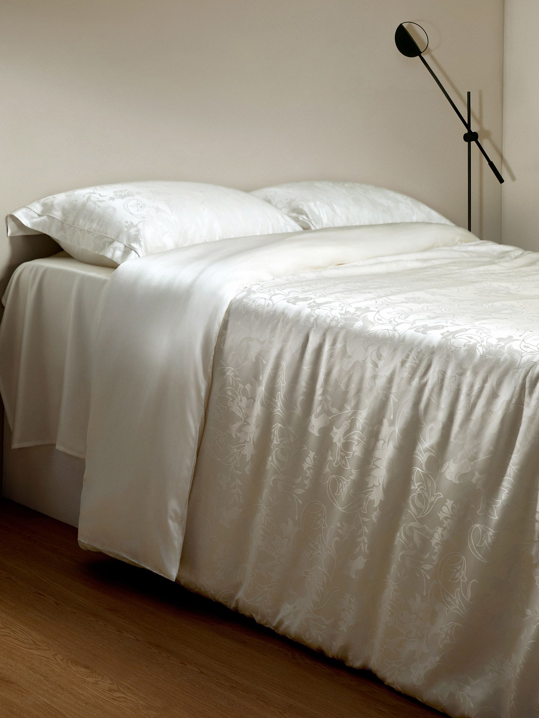 Natūralaus Mulberry šilko patalynės komplektas